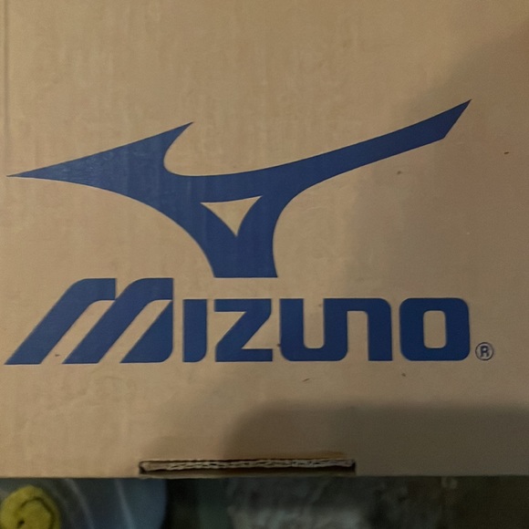 Runners - Picture 4 of 4